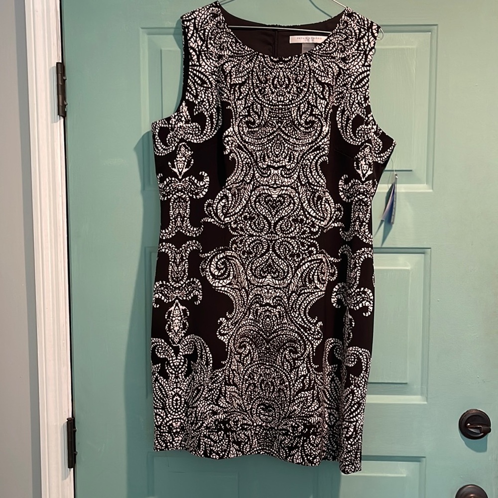 Peter Nygard Black and white dress